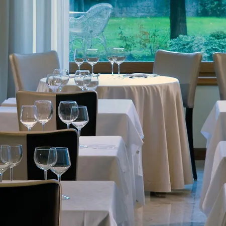 Universal Terme Szálloda 4*