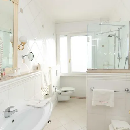 Hotel Universal Terme 4*