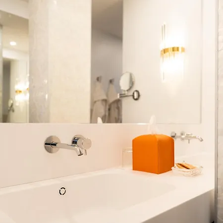 Universal Terme Otel 4*