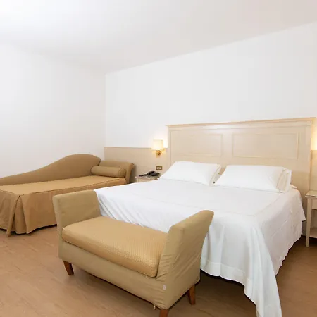 Otel Universal Terme