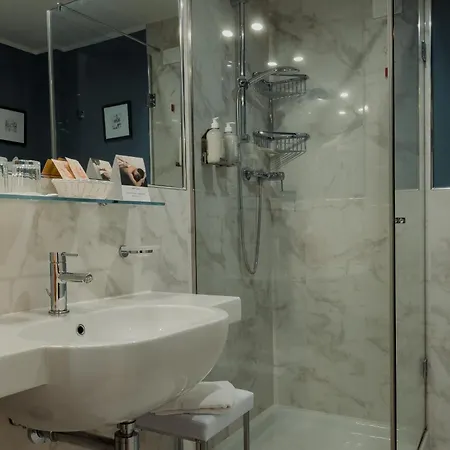 Universal Terme Otel 4*