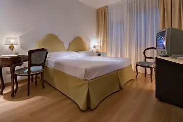 Universal Terme