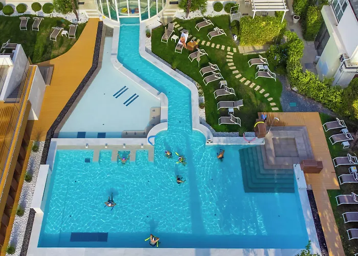 Universal Terme 4* אבנו טרמה