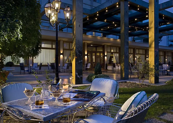 Universal Terme فندق أبانو تيرمي