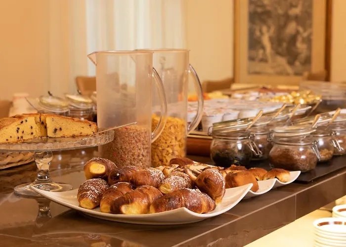 Universal Terme אבנו טרמה